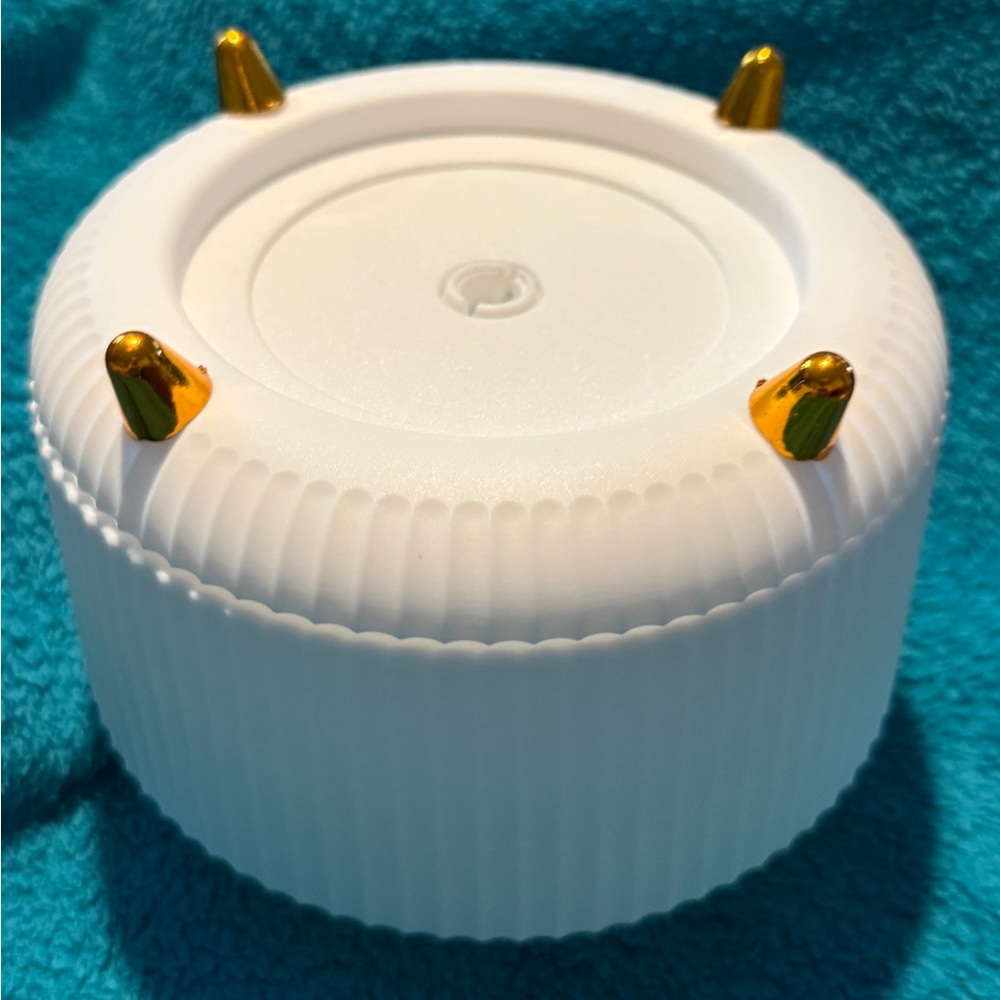 Makeup Brush Holder white 360 turn - Picture 2 of 2